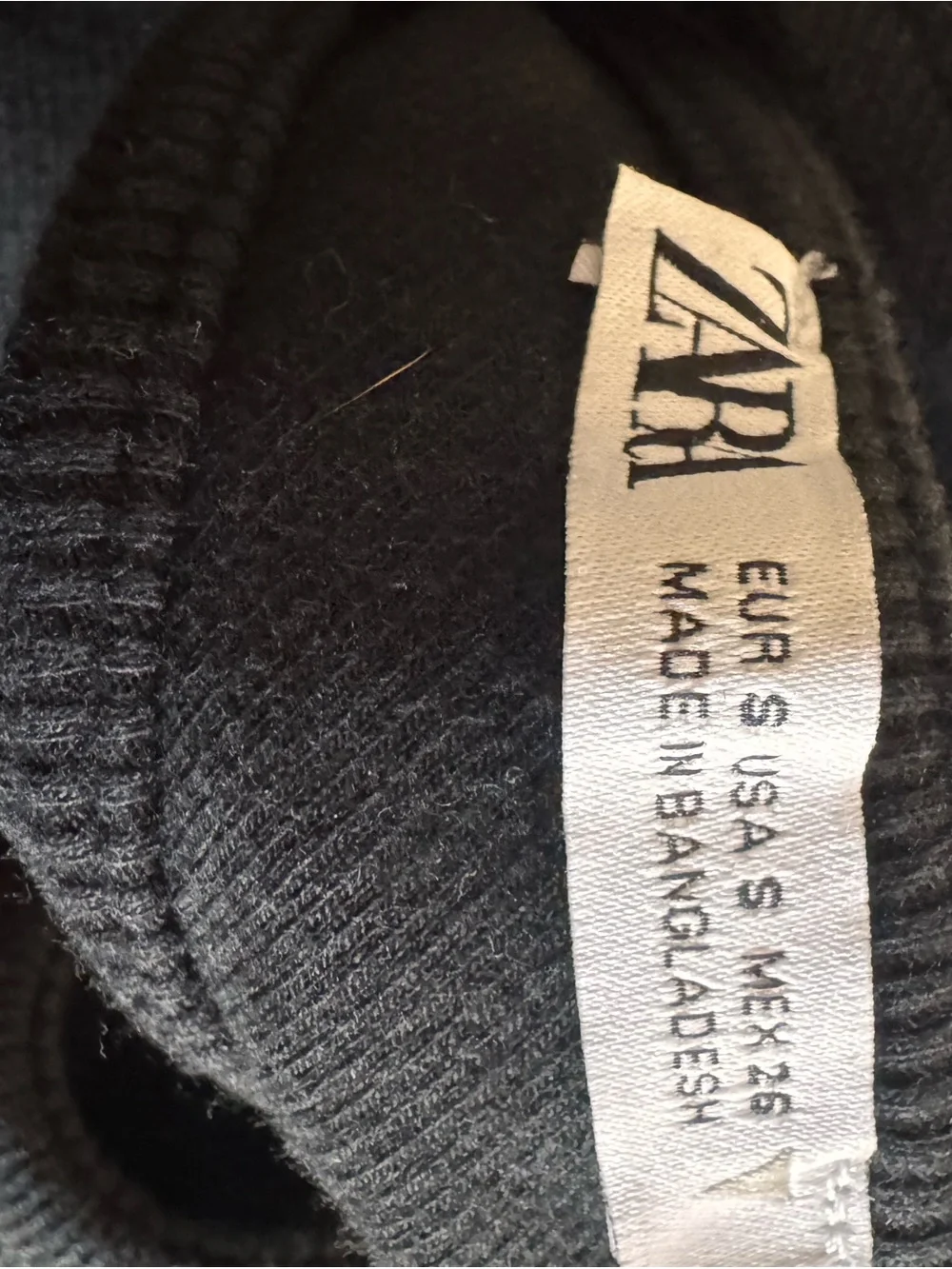 Zara Black cropped tank top